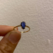 Load image into Gallery viewer, Blue Sapphire gold ring
