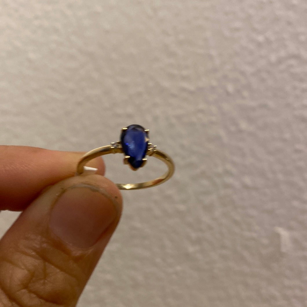 Blue Sapphire gold ring